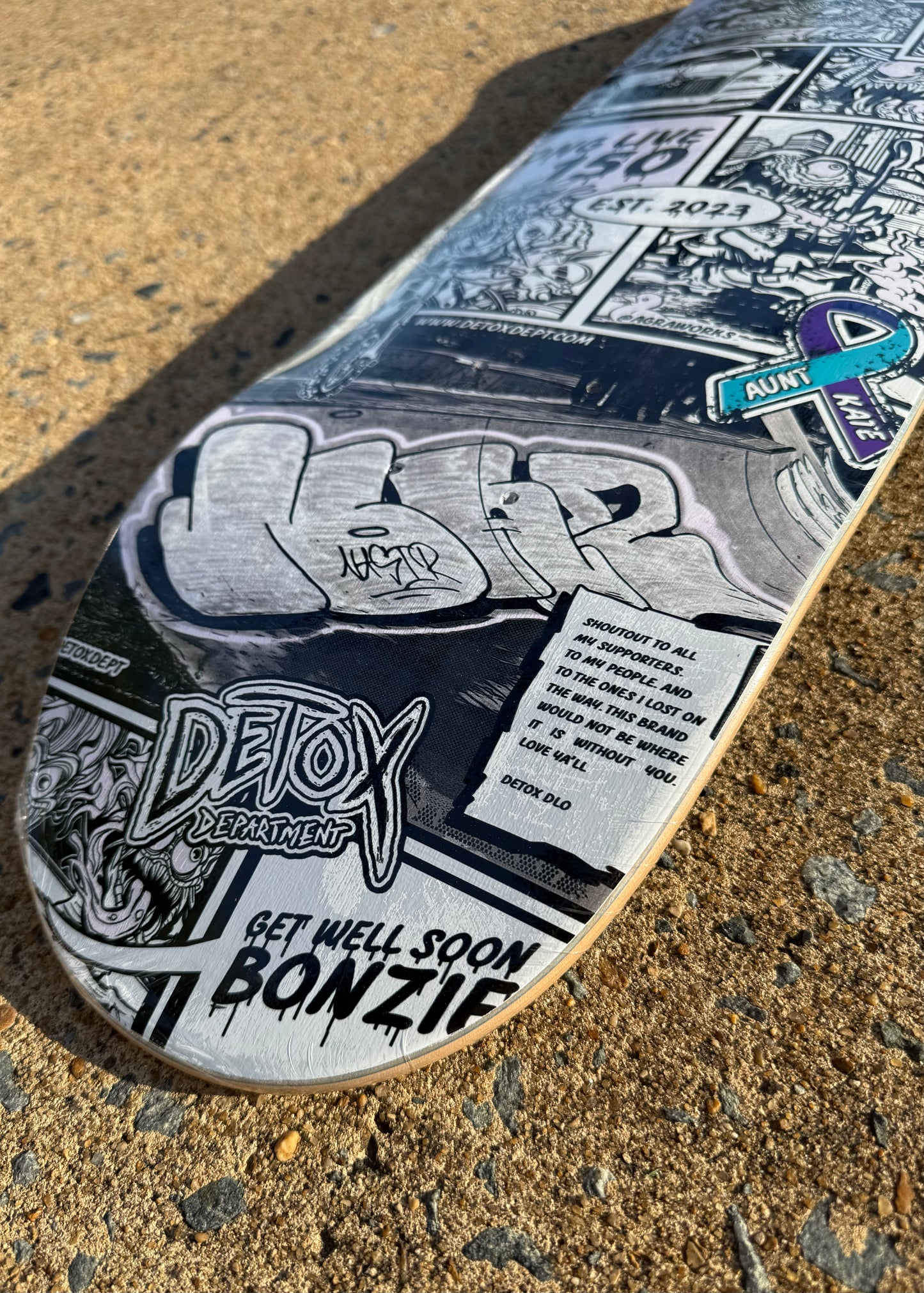 “detox universe” sk8 deck