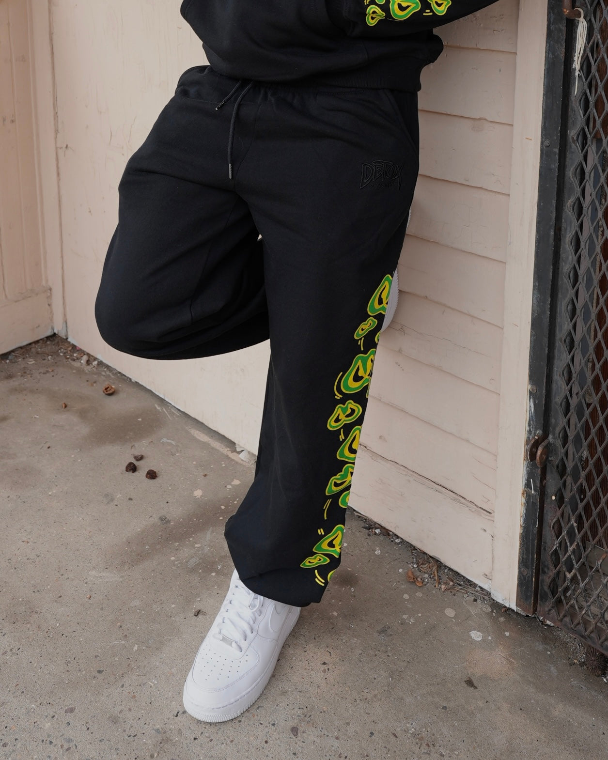 “eye for an eye” pants